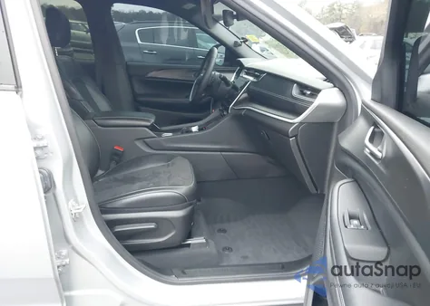 2024 Jeep Grand Cherokee Altitude X 4X4 from USA, damaged, VIN 1C4RJHAG5RC210944